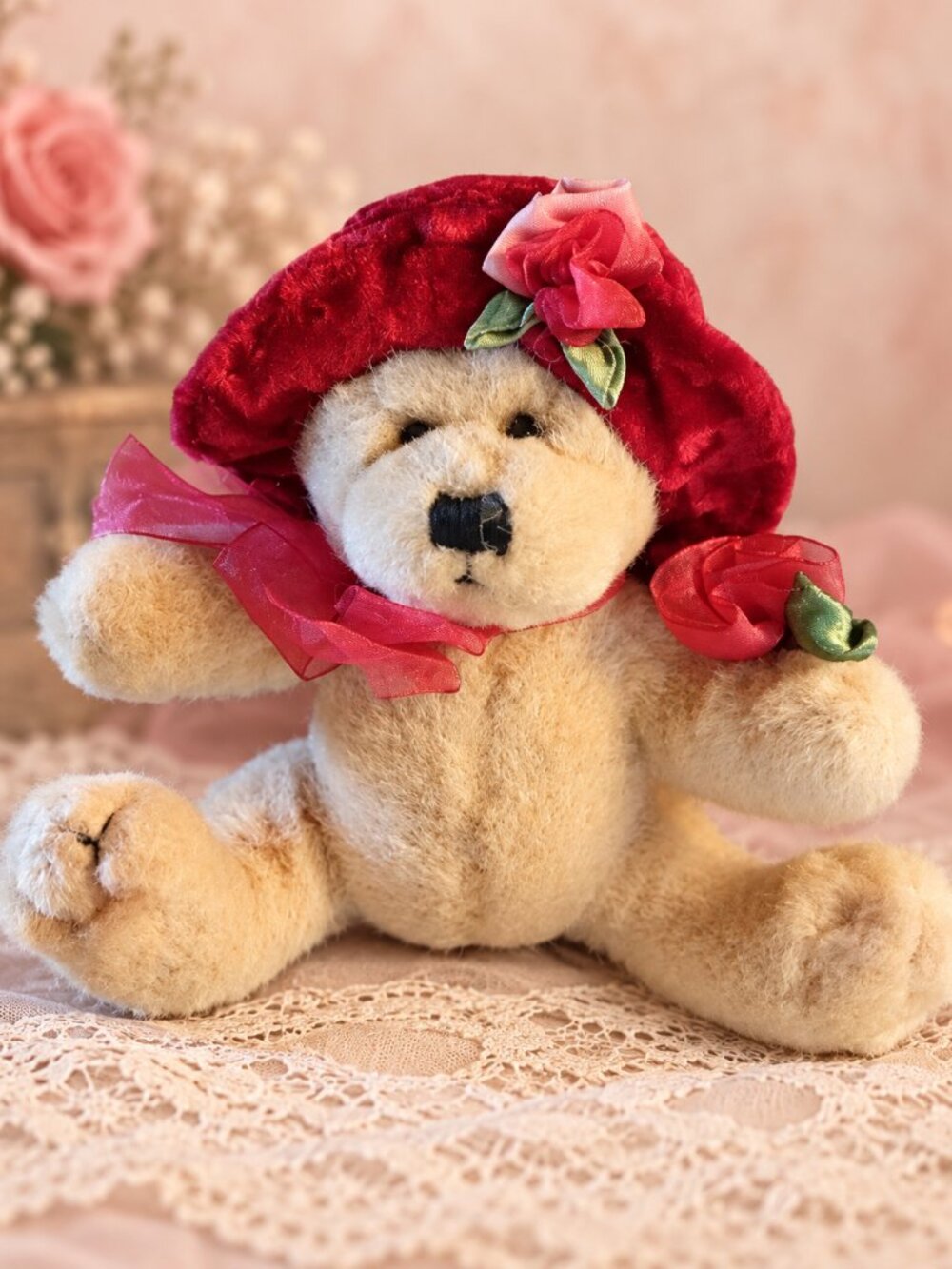 Vintage Dan Dee Collector's Choice Teddy Bear 6" Red Velvet Hat Roses Plush